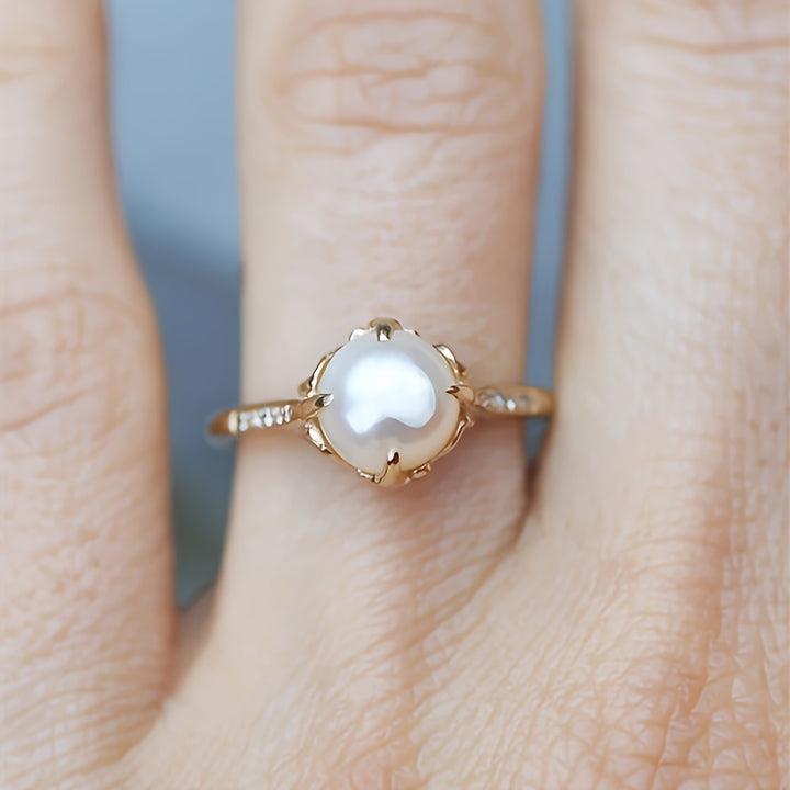 Pearl Kiss Ring