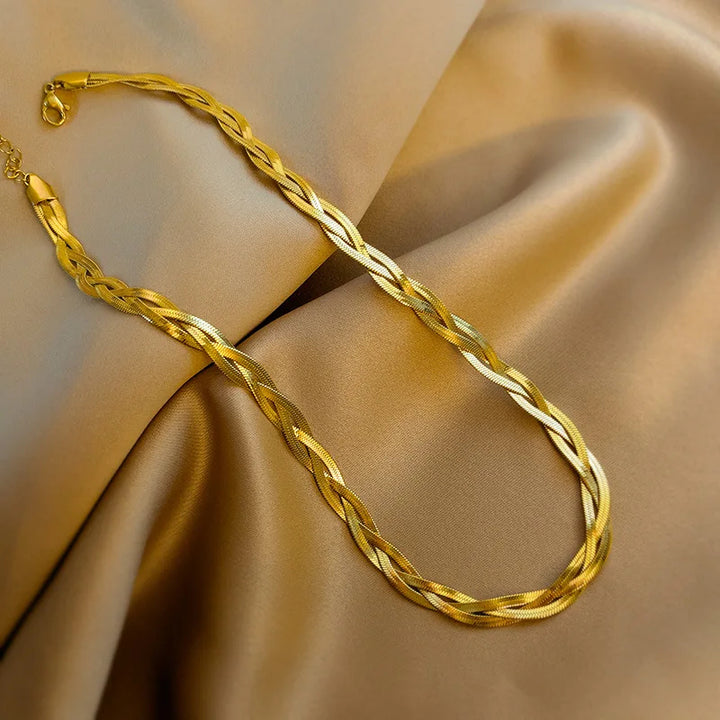 Twist & Tell Chain Set