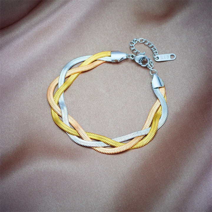 Twist & Tell Chain Set