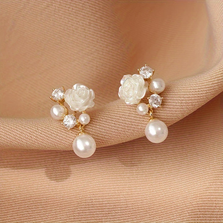 First Bloom Pearl Earrings & Necklace