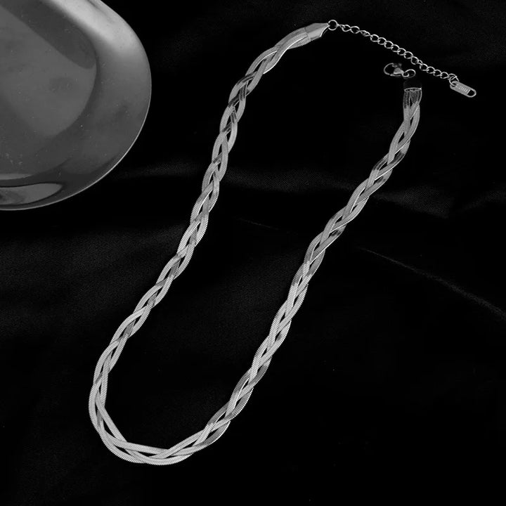 Twist & Tell Chain Set