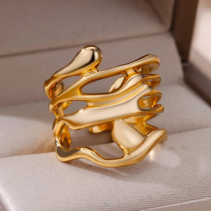 Flow & Form Ring