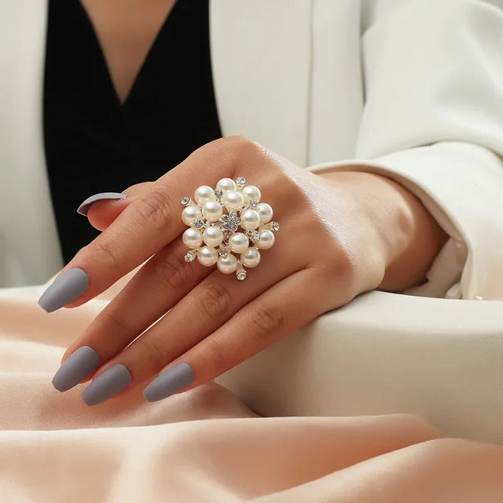 Champagne Soirée Ring