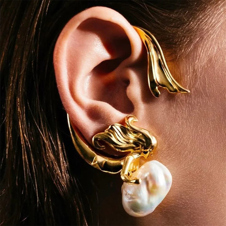 Sirena Pearl Ear Cuff