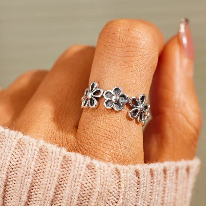 Daisy Dreams Leather Bracelet & Ring