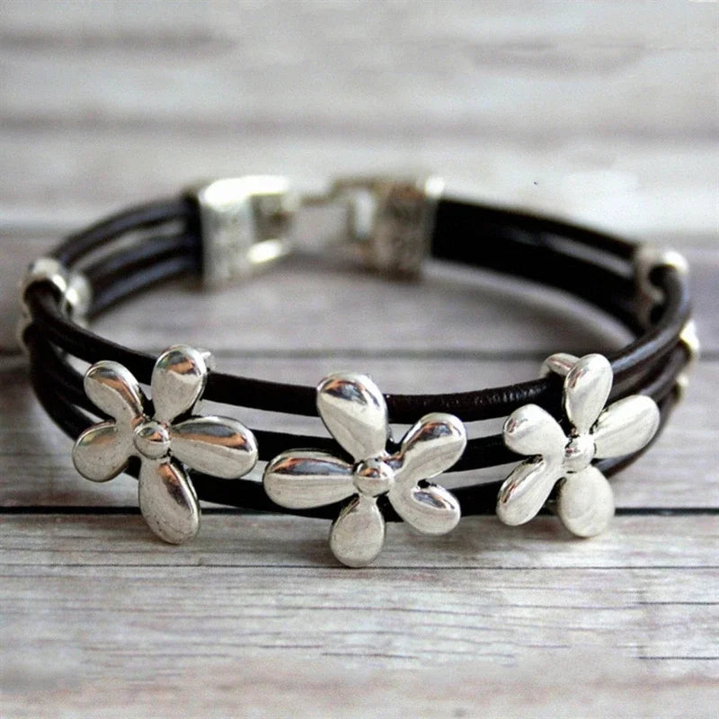 Daisy Dreams Leather Bracelet & Ring