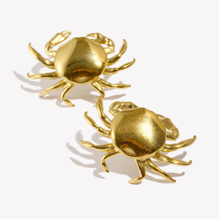 Claws Out Stud Earrings
