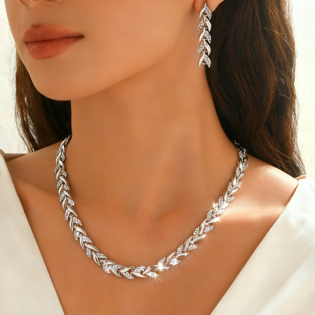 Laurel Crystal Set