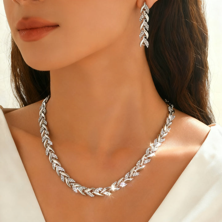Laurel Crystal Set