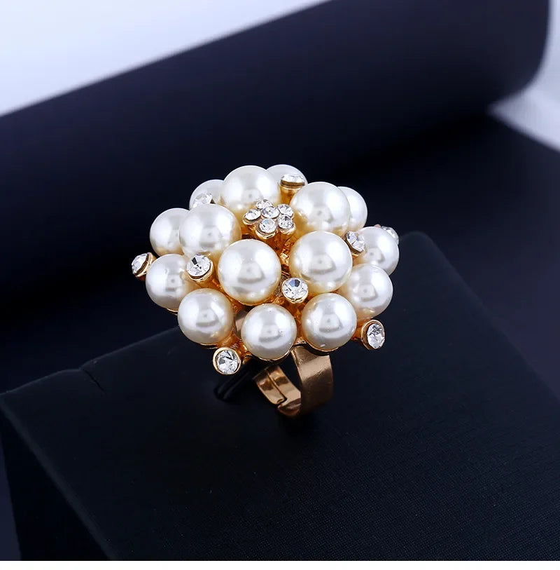 Champagne Soirée Ring