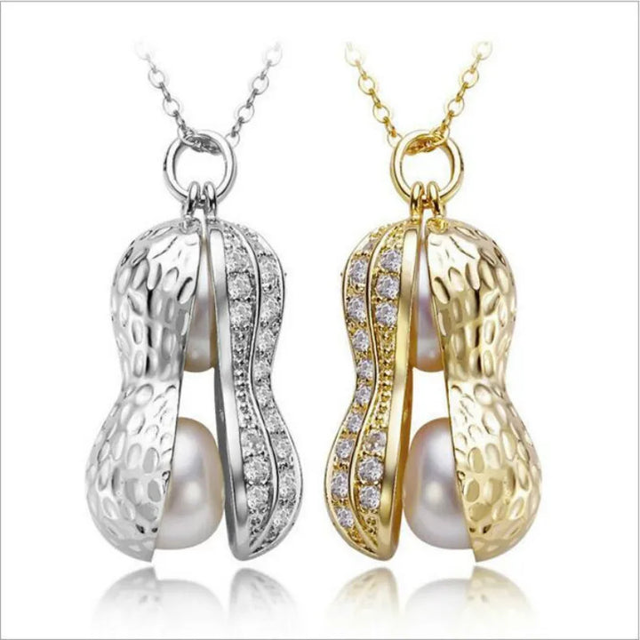 Hidden Gems Pearl Necklace