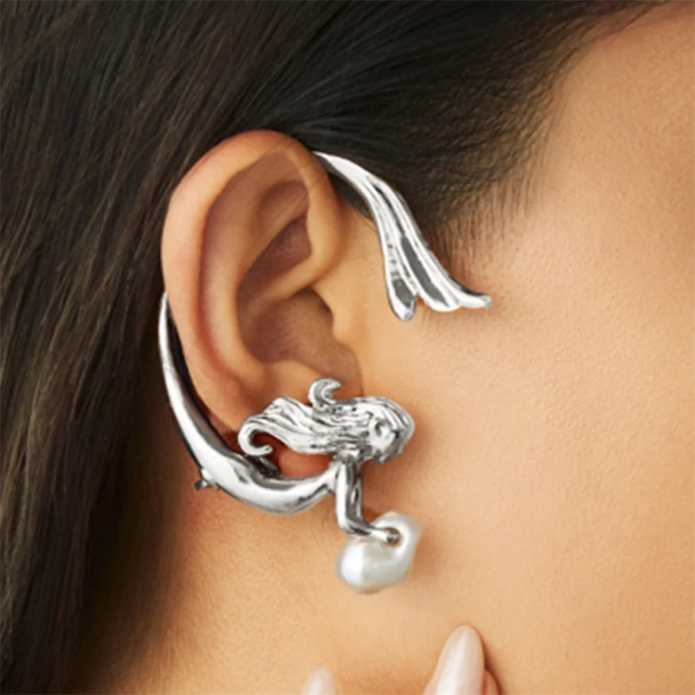 Sirena Pearl Ear Cuff