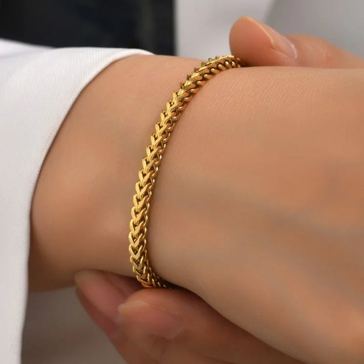 Amara Chain Bracelet
