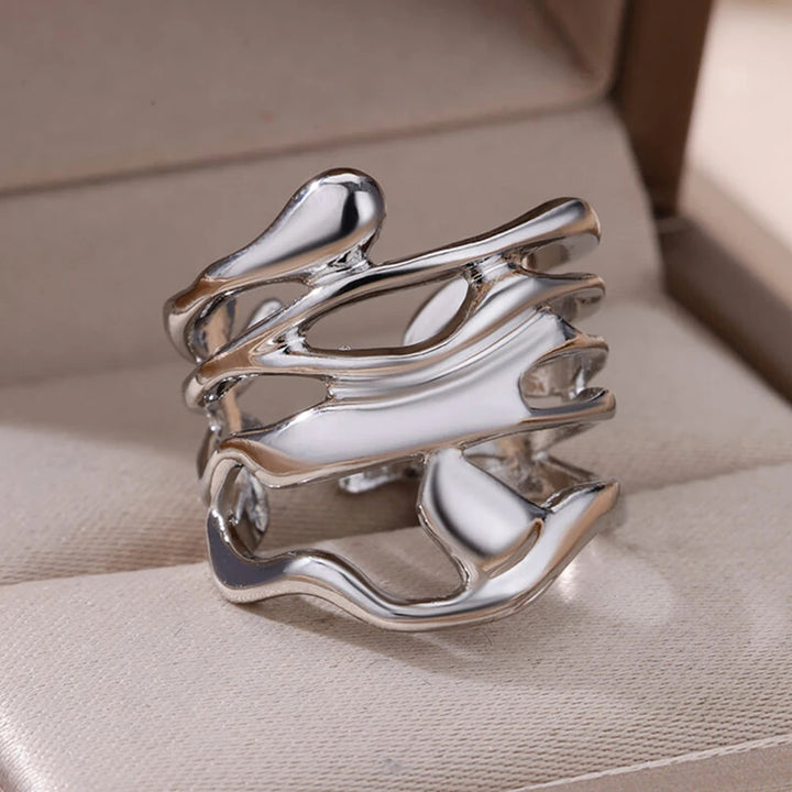Flow & Form Ring