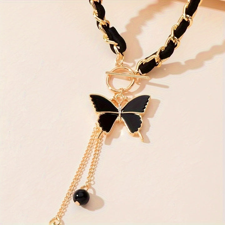Noir Flutter Chain Necklace
