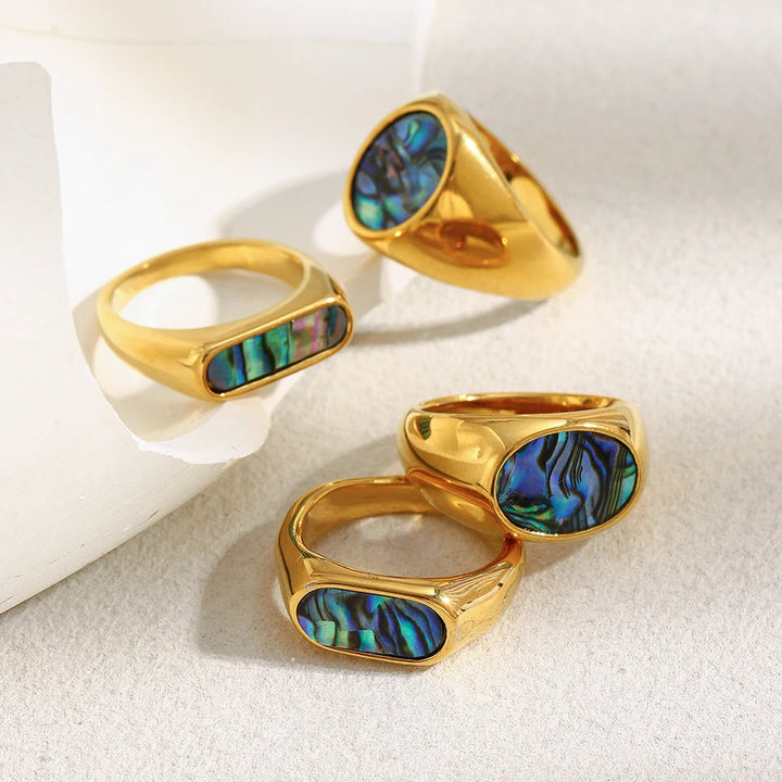 Calypso Signet Ring Set