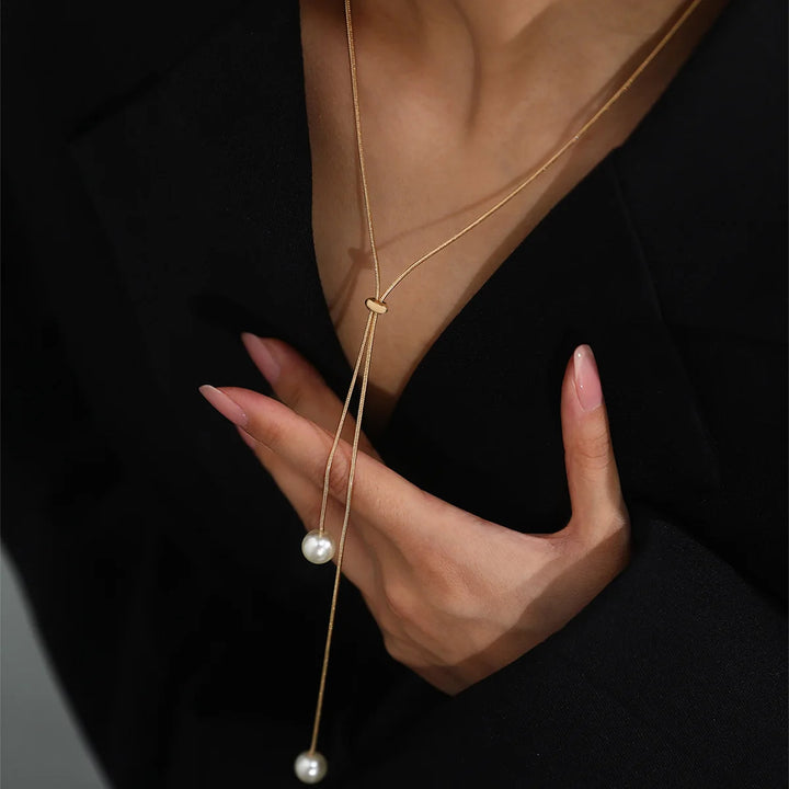 Serena Pearl Lariat Necklace