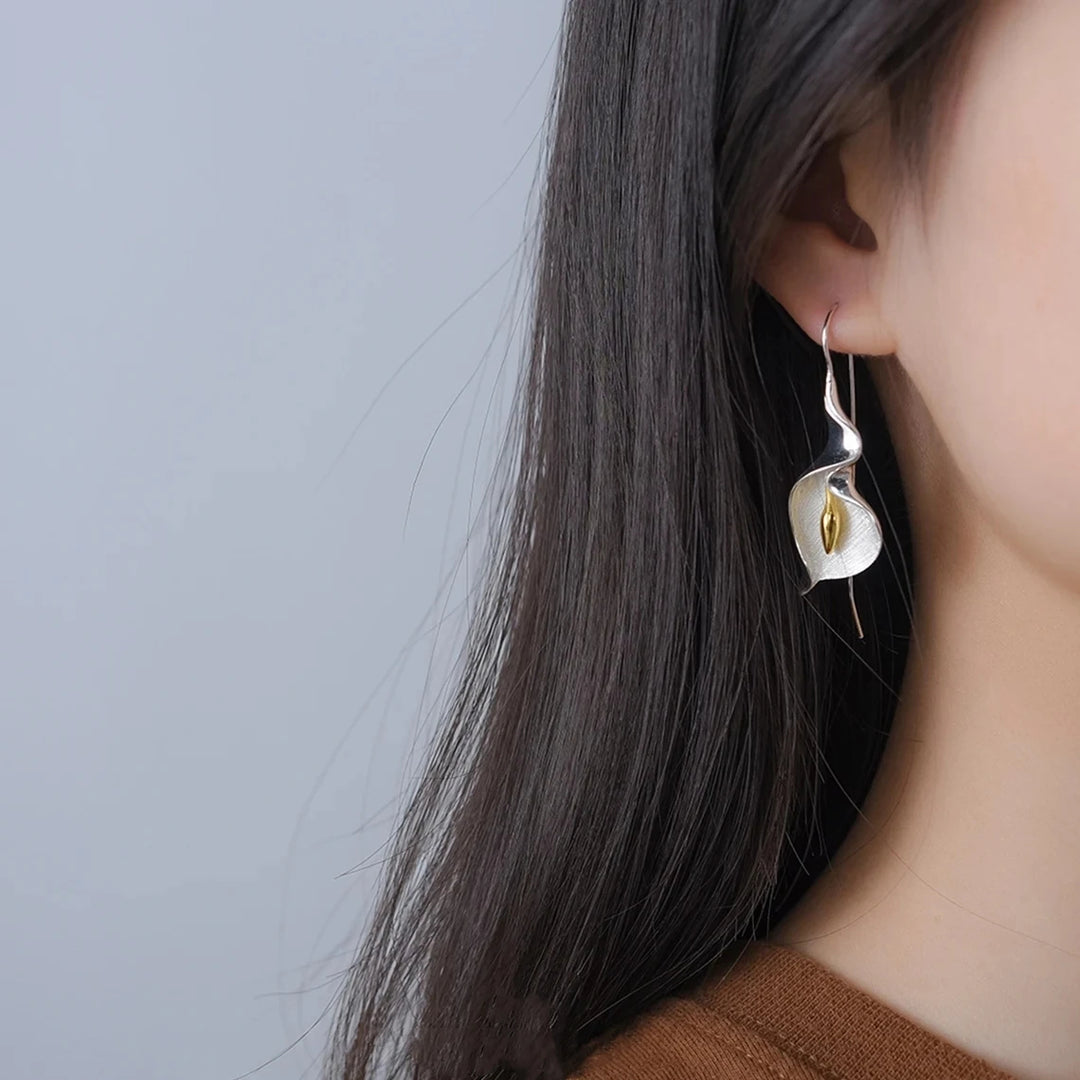 Calla Lily Drop Earrings