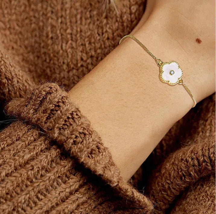 Camellia Chain Bracelet
