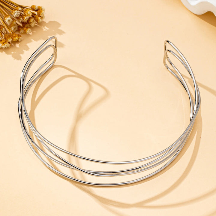 Lustre Arc Choker Necklace