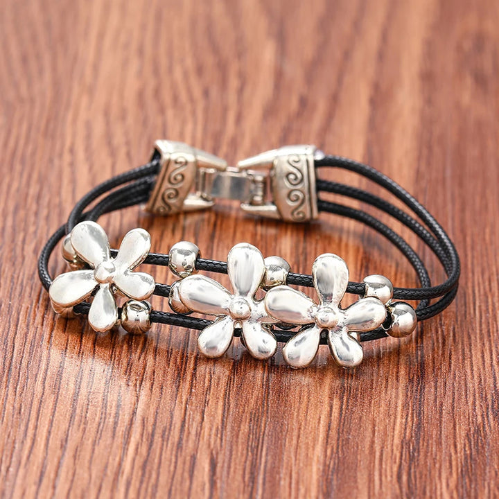 Daisy Dreams Leather Bracelet & Ring