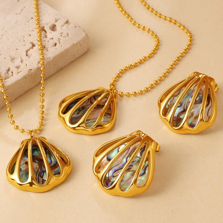 Siren Shell Earrings & Necklace Set