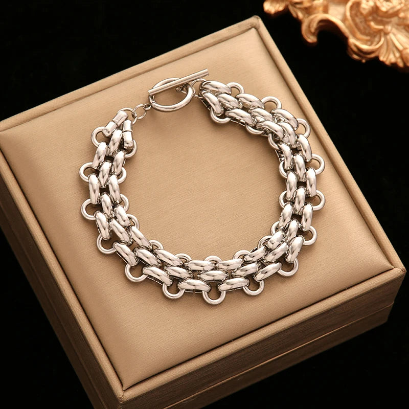 Heirloom Link Chain Set