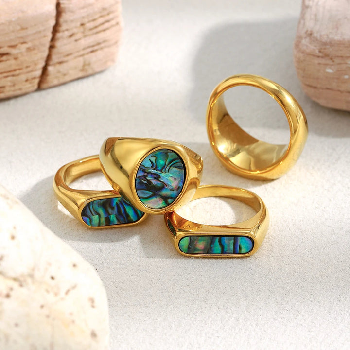 Calypso Signet Ring Set