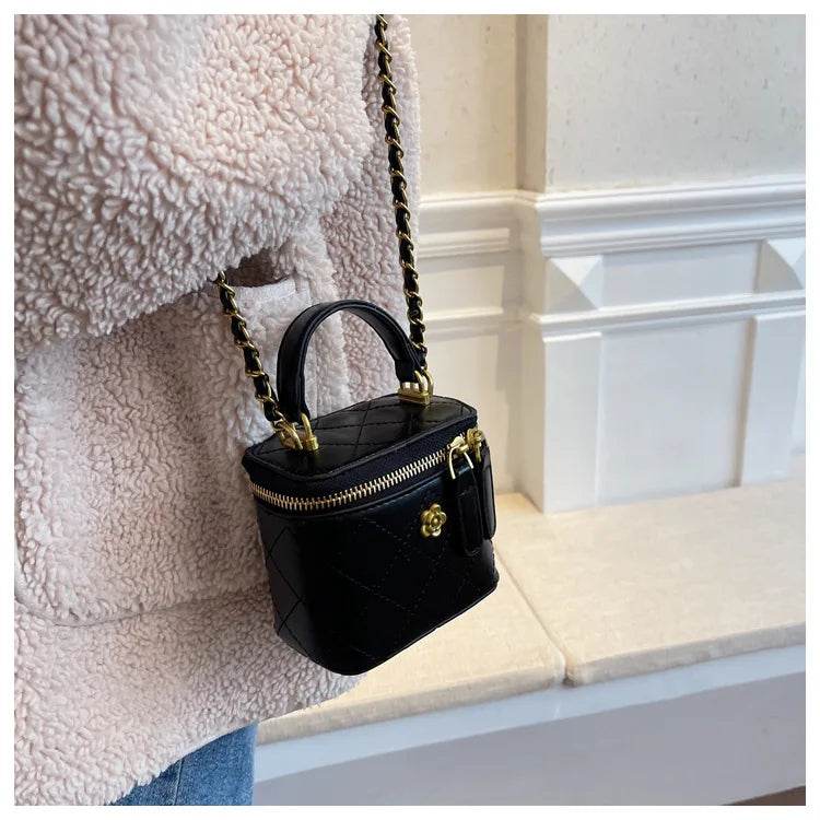 Bijou Quilted Trunk Bag