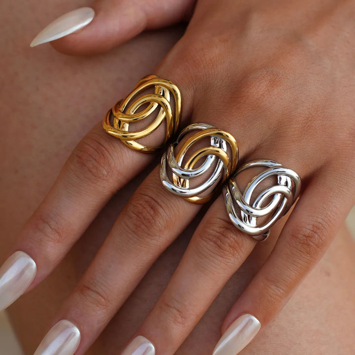 Loves Me Knot Ring