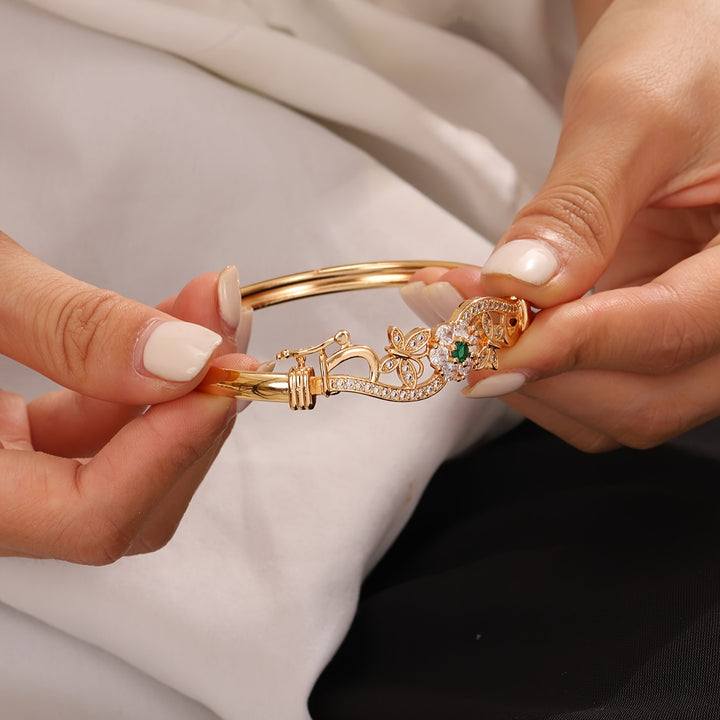 Petals & Love Bracelet