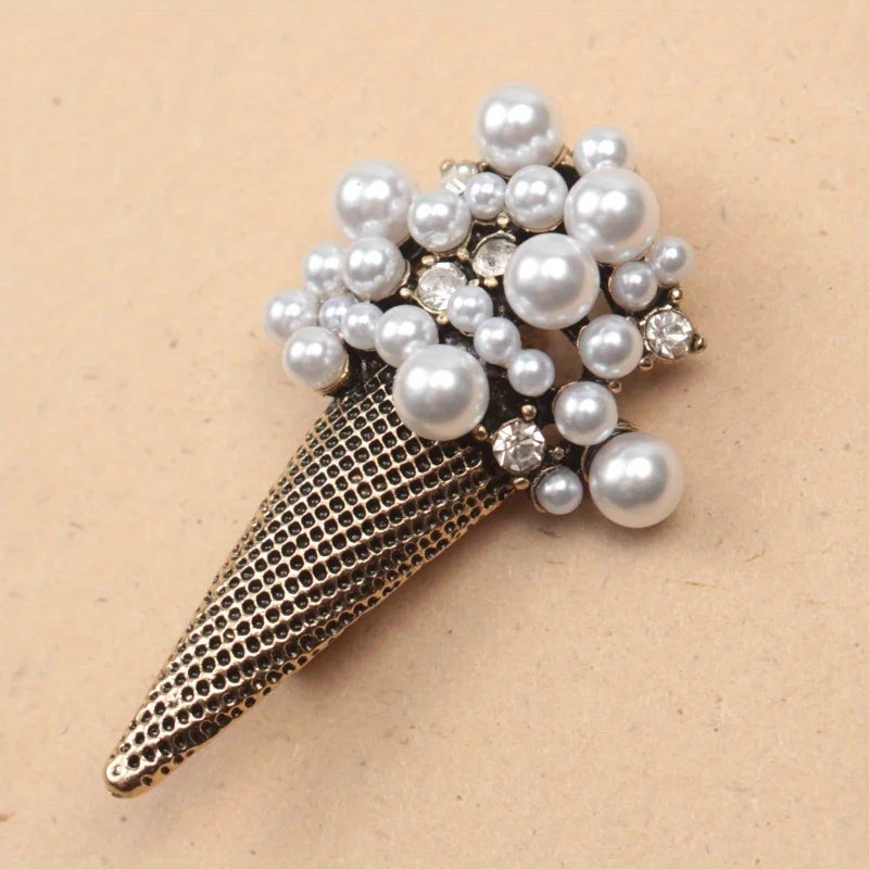 Creme de Perle Brooch
