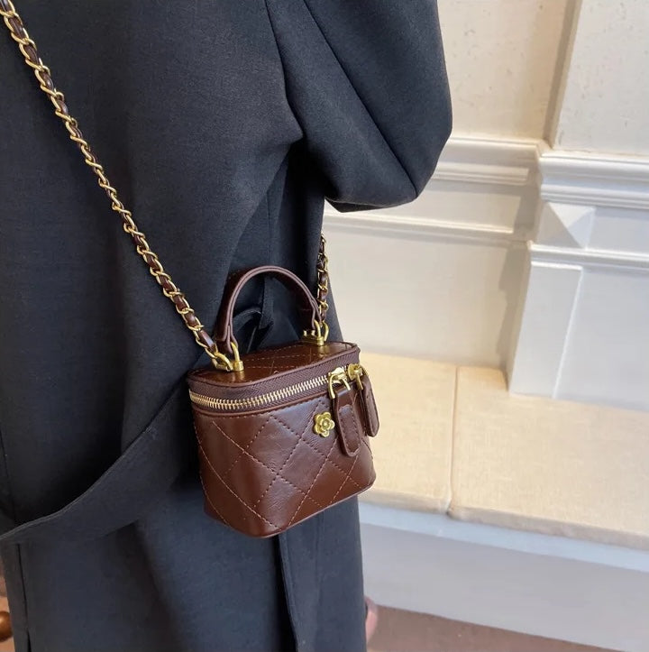 Bijou Quilted Trunk Bag