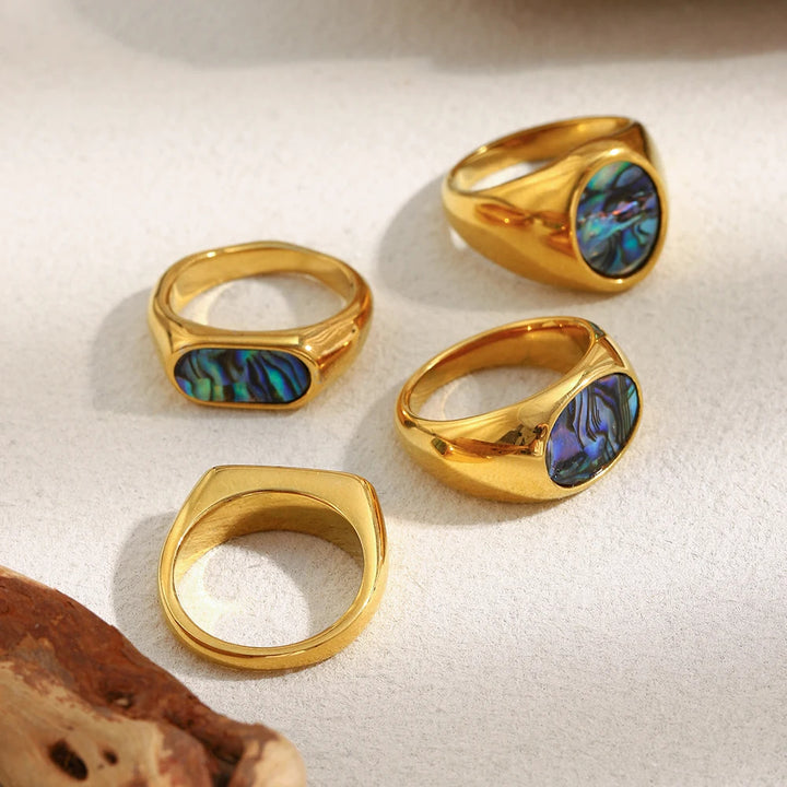 Calypso Signet Ring Set