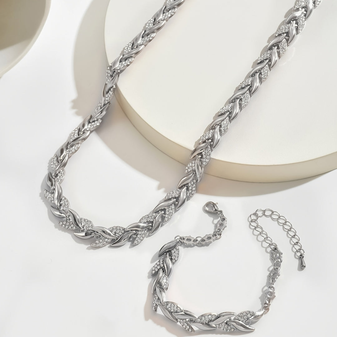 Laurel Crystal Set