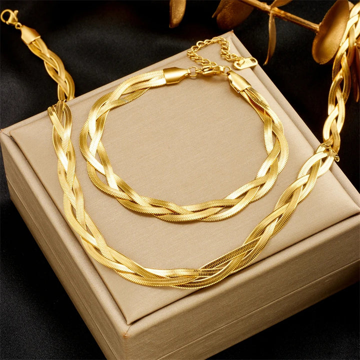Twist & Tell Chain Set