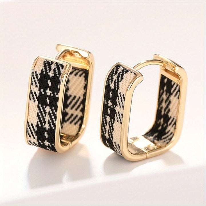 Uptown Houndstooth Earrings