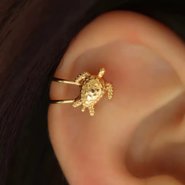 Marina Turtle Cuff