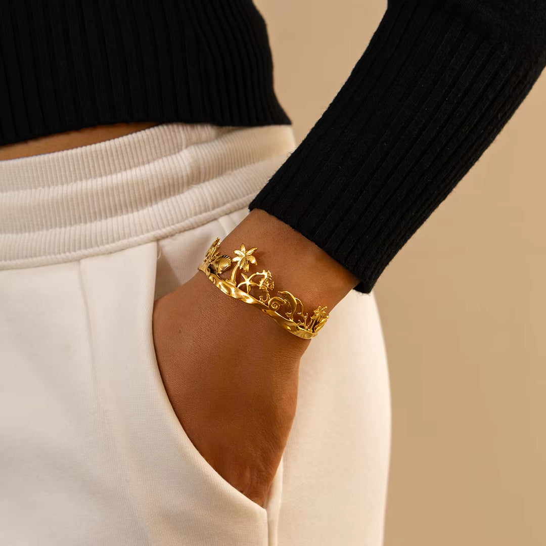 Isla Gold Cuff Bracelet