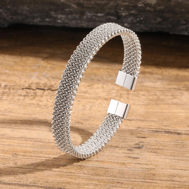 Milan Mesh Cuff