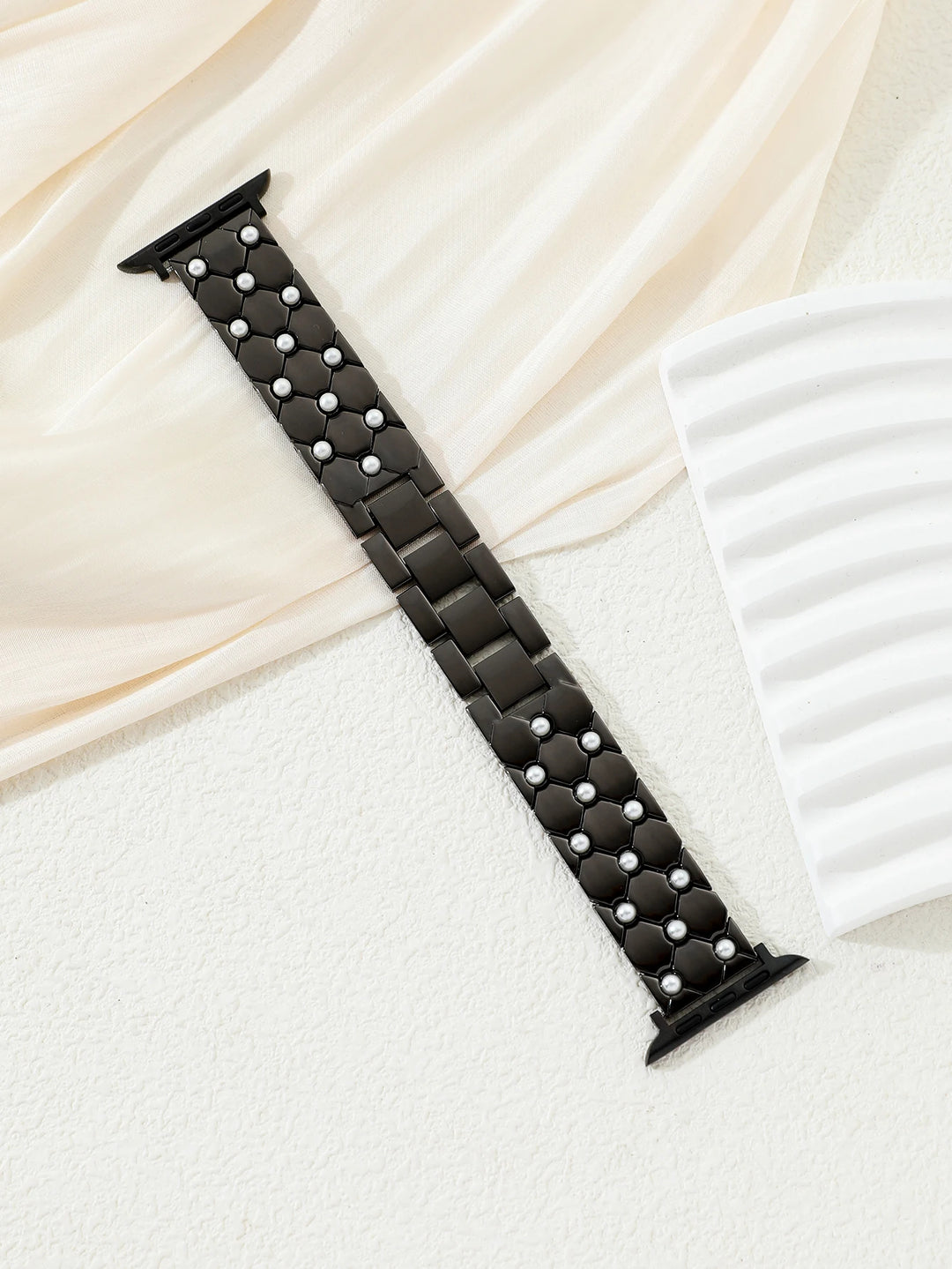 Pearl Lattice Apple Watch Band