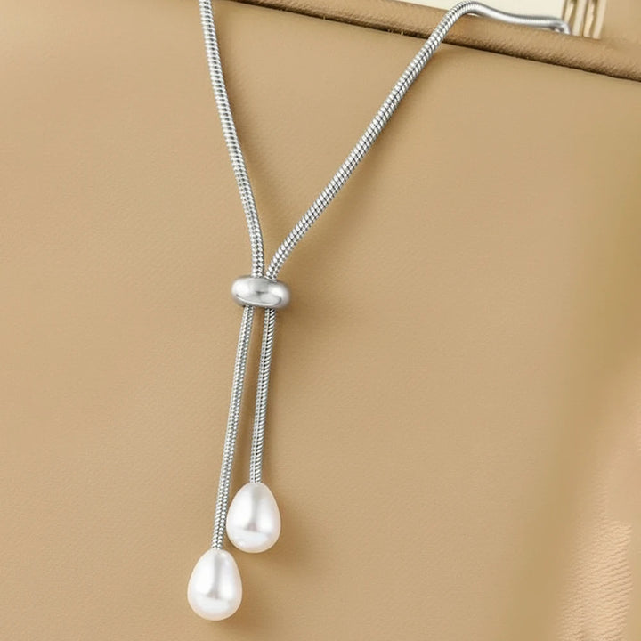 Serena Pearl Lariat Necklace