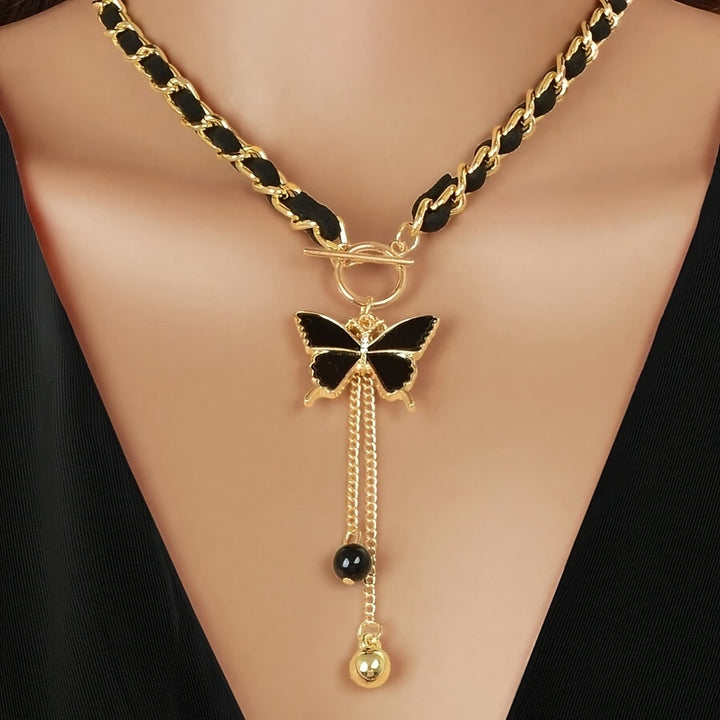 Noir Flutter Chain Necklace