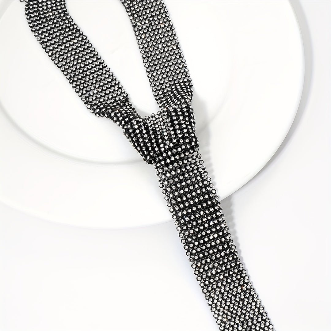 All That Glitter Tie Necklace