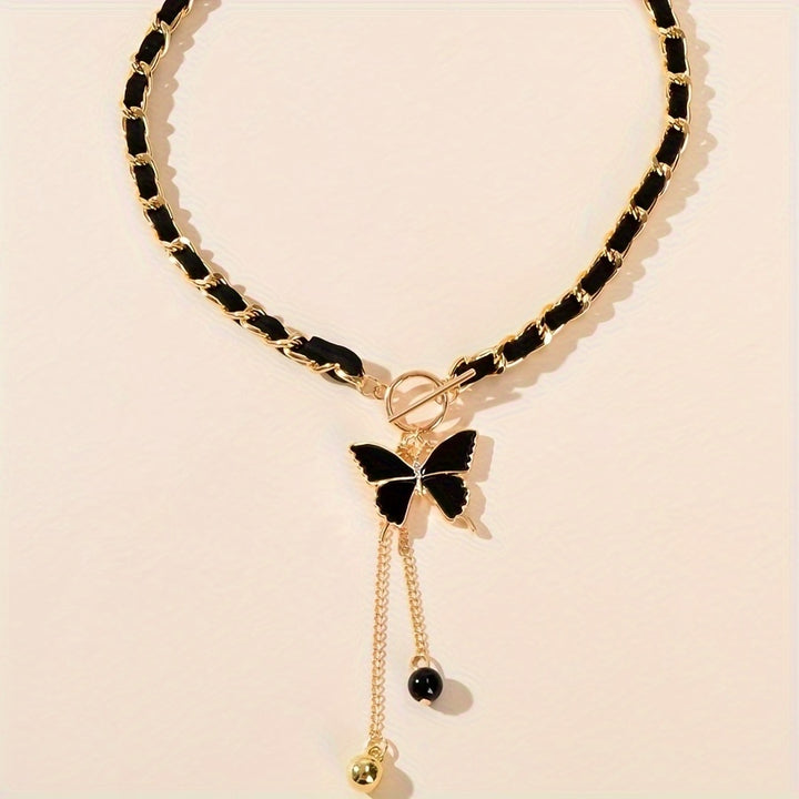 Noir Flutter Chain Necklace