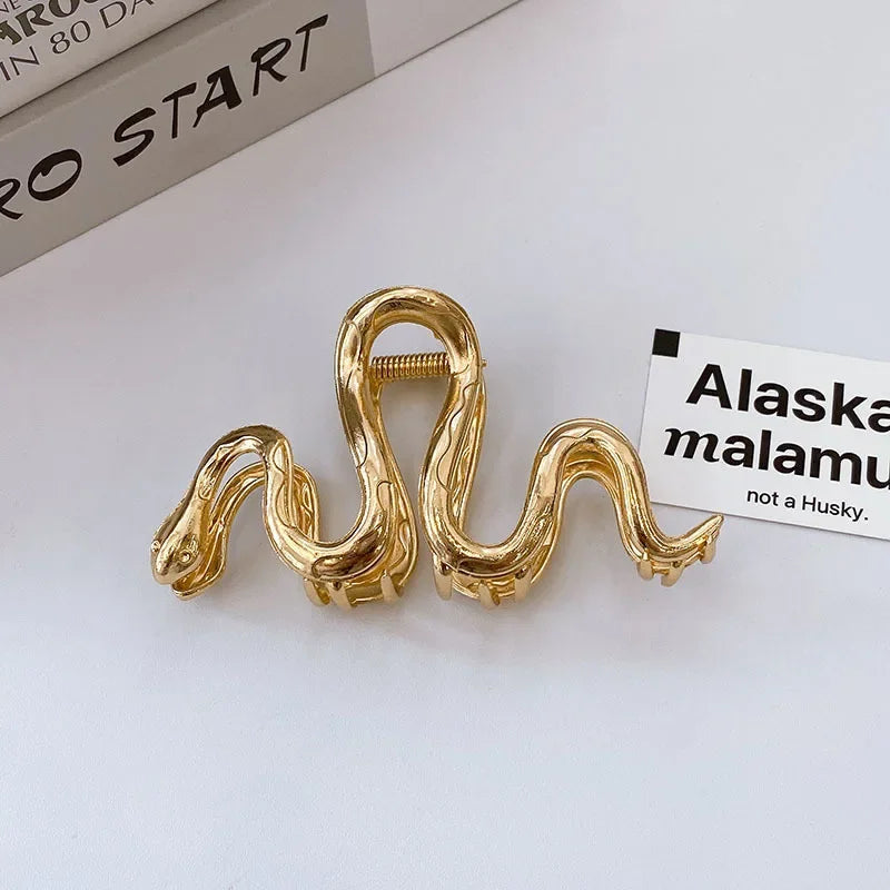 Medusa Wave Hair Clip