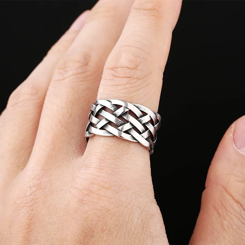 Vera Weave Ring