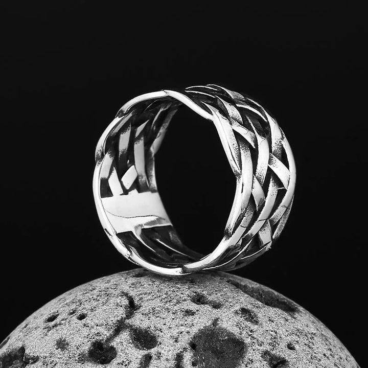 Vera Weave Ring