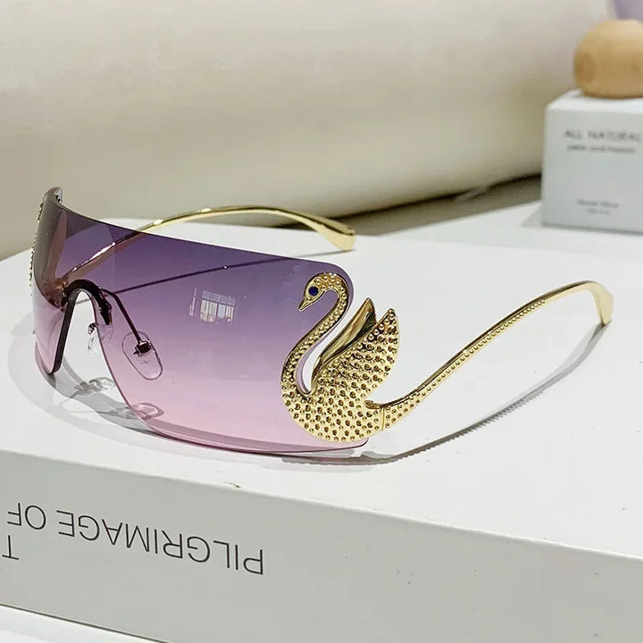 Swan Kiss Sunglasses