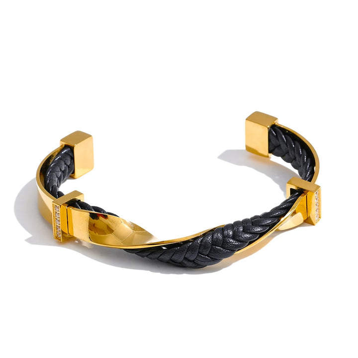 Entrelacé Cuff Bracelet